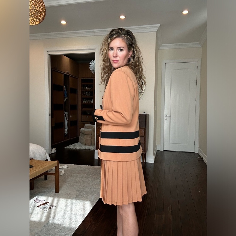 Vintage 80s skirt and blazer set - Picture 4 of 5